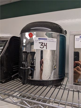 Lot 34 - Aung Hua Rice cooker stainless steel tea dispenser
